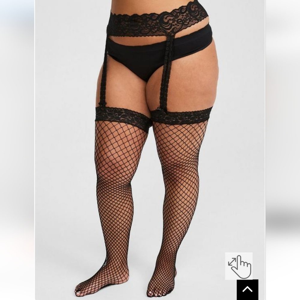 Torrid Black Fish Net Tights with Lace Garter Belt - Size 3/4 - 22/26 - NWT